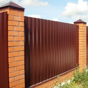Забор из профнастила